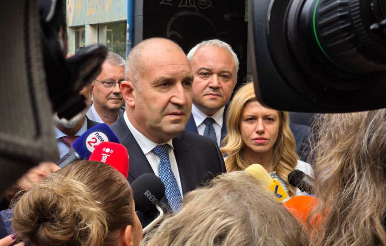 Румен Радев: ЕП не трябва да се използва като инструмент от български евродепутати с ограничена политическа легитимност в собствената им страна, за да водят обречена предизборна кампания на национално равнище